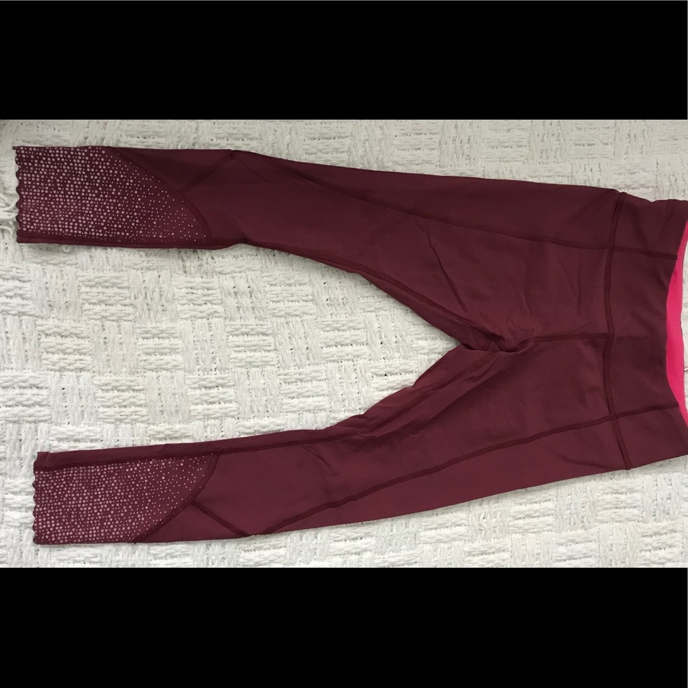 Brand new Lululemon “tight stuff tight”